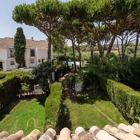Wintowinrentals Townhouse, Pool & Beach Holiday home *